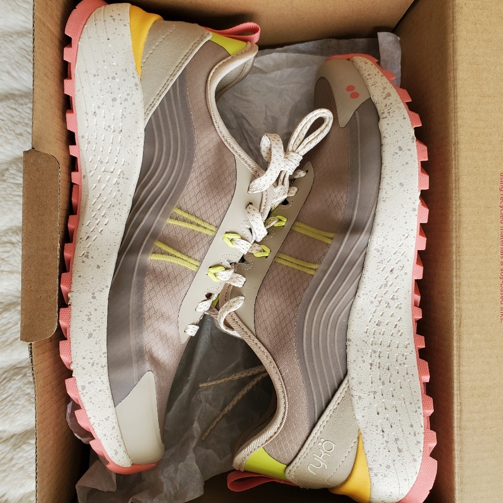 Ryka fEMPOWER Kaya Plus Water Resistant Trail Shoe - Picture 5 of 10